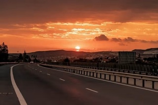 AV011225.jpg