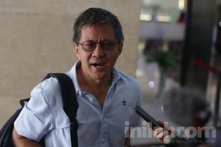 Rocky_Gerung.jpg