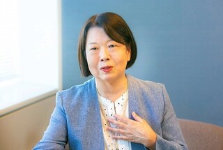 abe reiko.jpg